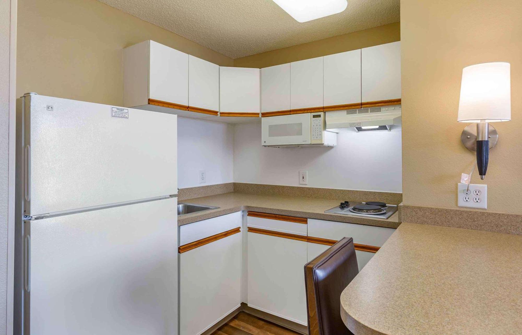 Extended Stay America Select Suites - Chicago - Westmont - Oak Brook מראה חיצוני תמונה