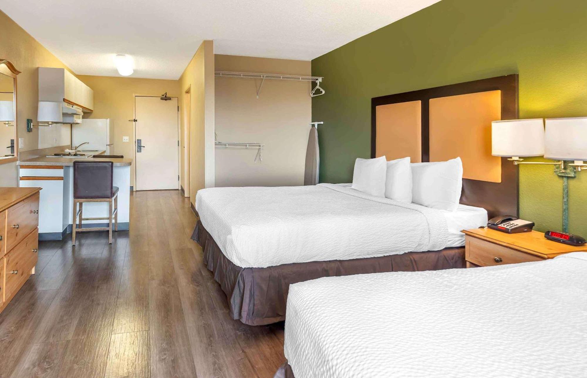 Extended Stay America Select Suites - Chicago - Westmont - Oak Brook מראה חיצוני תמונה
