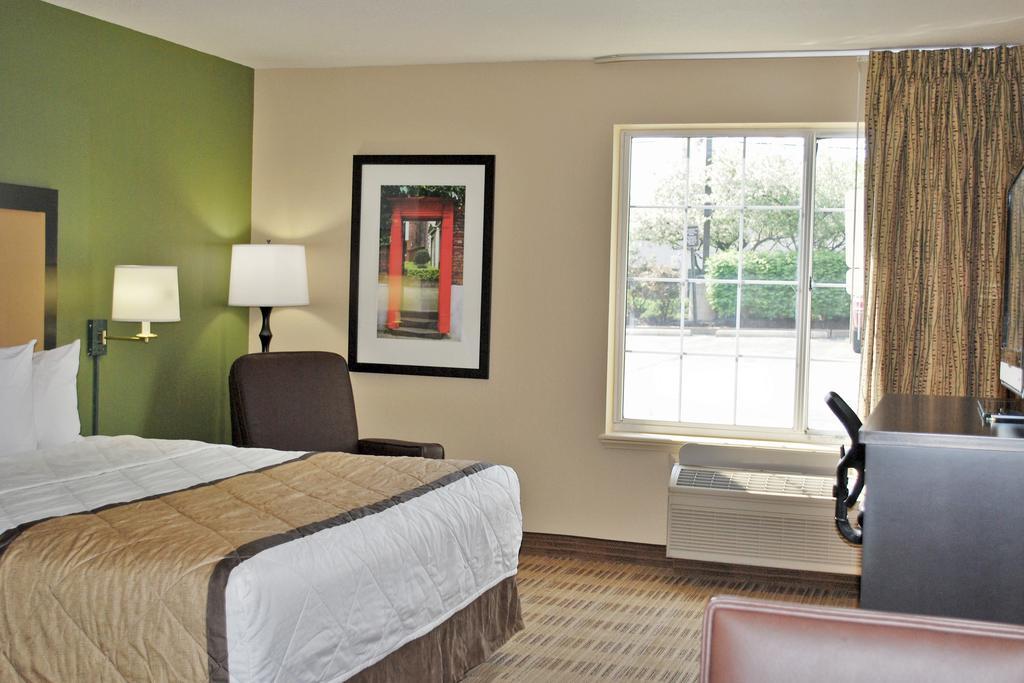 Extended Stay America Select Suites - Chicago - Westmont - Oak Brook מראה חיצוני תמונה