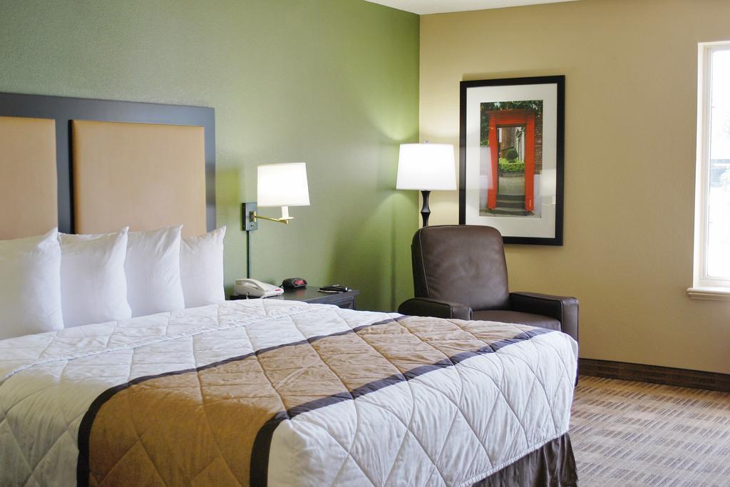 Extended Stay America Select Suites - Chicago - Westmont - Oak Brook מראה חיצוני תמונה