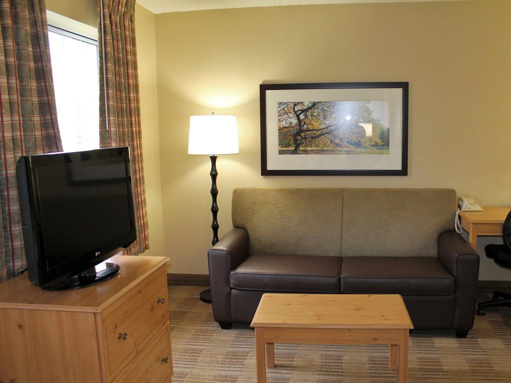 Extended Stay America Select Suites - Chicago - Westmont - Oak Brook מראה חיצוני תמונה